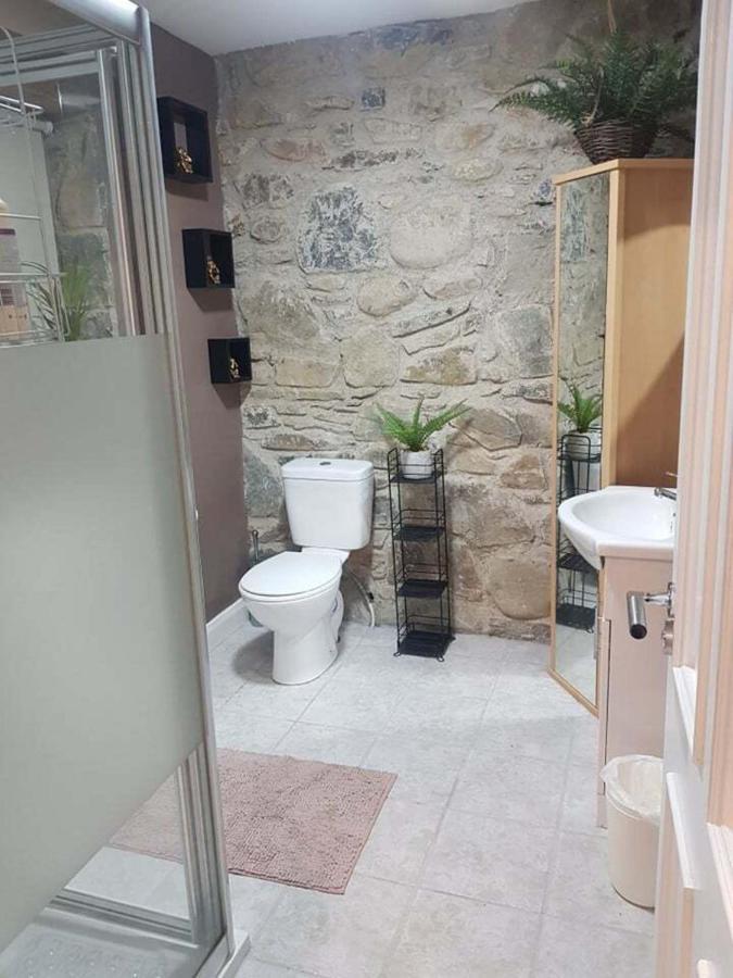 Cobbles Cottage - 2 Bedroom Stone Built Cottage Ballynahinch Екстериор снимка